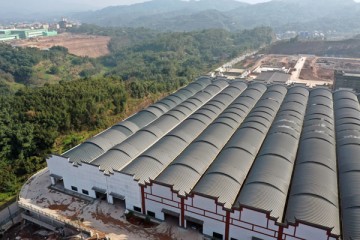 瀘州某酒業車間拱形屋頂工程